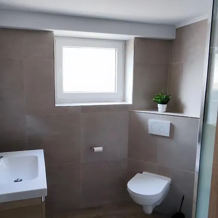 Berghaus * Nettersheim