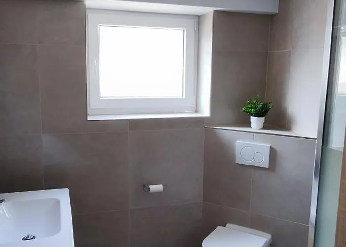 Berghaus * Nettersheim